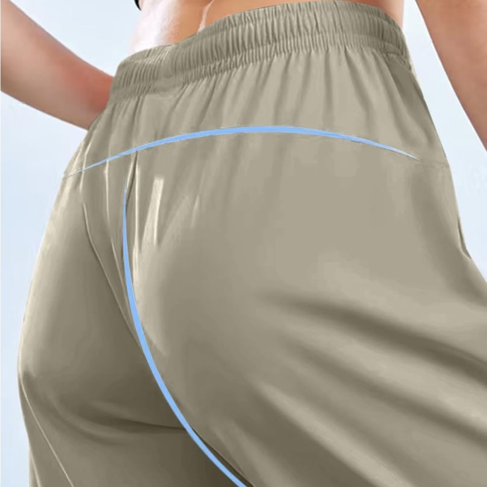 Amazon Curvy khaki pants - Picture 2 of 11